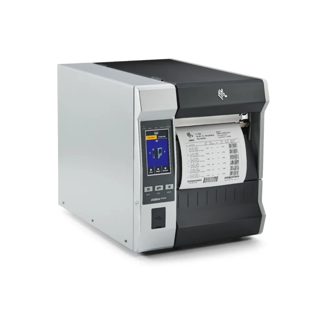 Zebra ZT620 – przemysłowa drukarka etykiet klasy heavy-duty left front with label